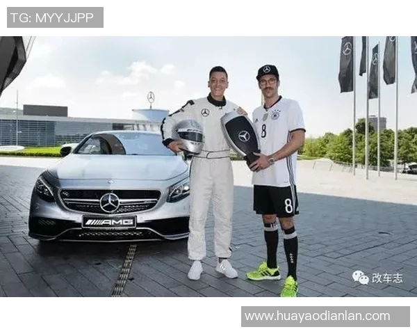 世界杯球星豪华座驾大揭秘：解析各大球员私人座驾背后的奢华与个性